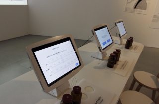 業務用_卓上_盗難防止_Surface Pro用スペース・ミドル360スタンド